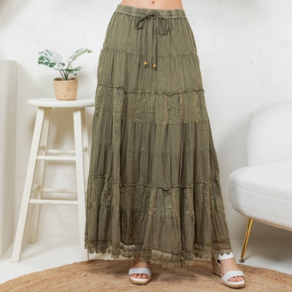 Young Threads - 7-tiered crinkle skirt
-NWT - Picture 1 of 8